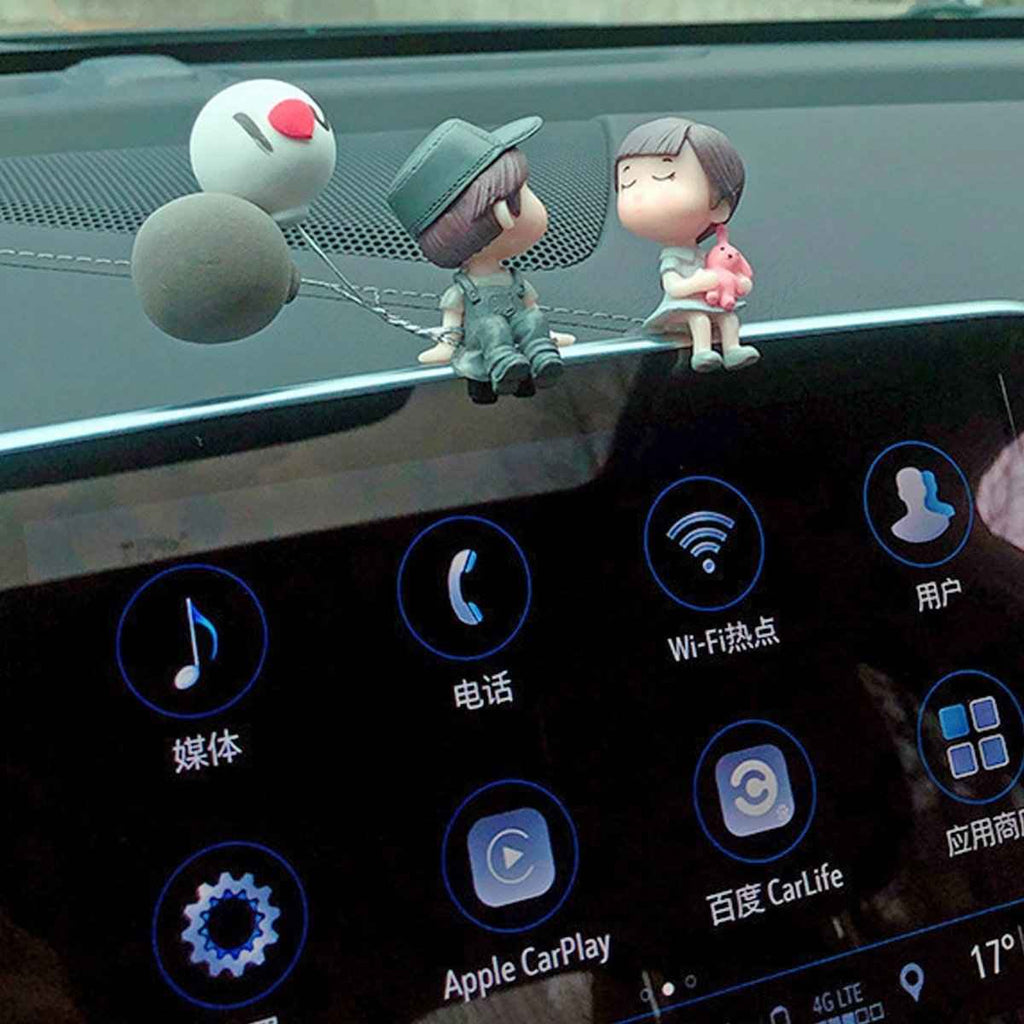 Cartoon Couple Car Decor – 4PCS Cute Resin Figurines Set