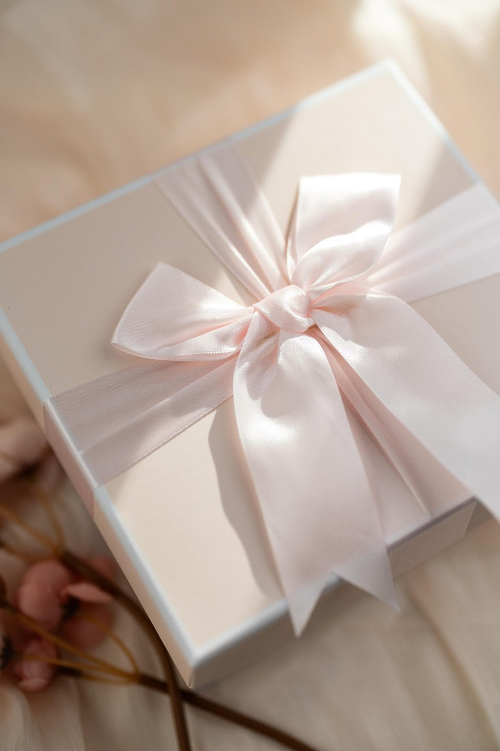 Engagement &amp; Couples Luxury Gift Box –Bridal Shower Gif